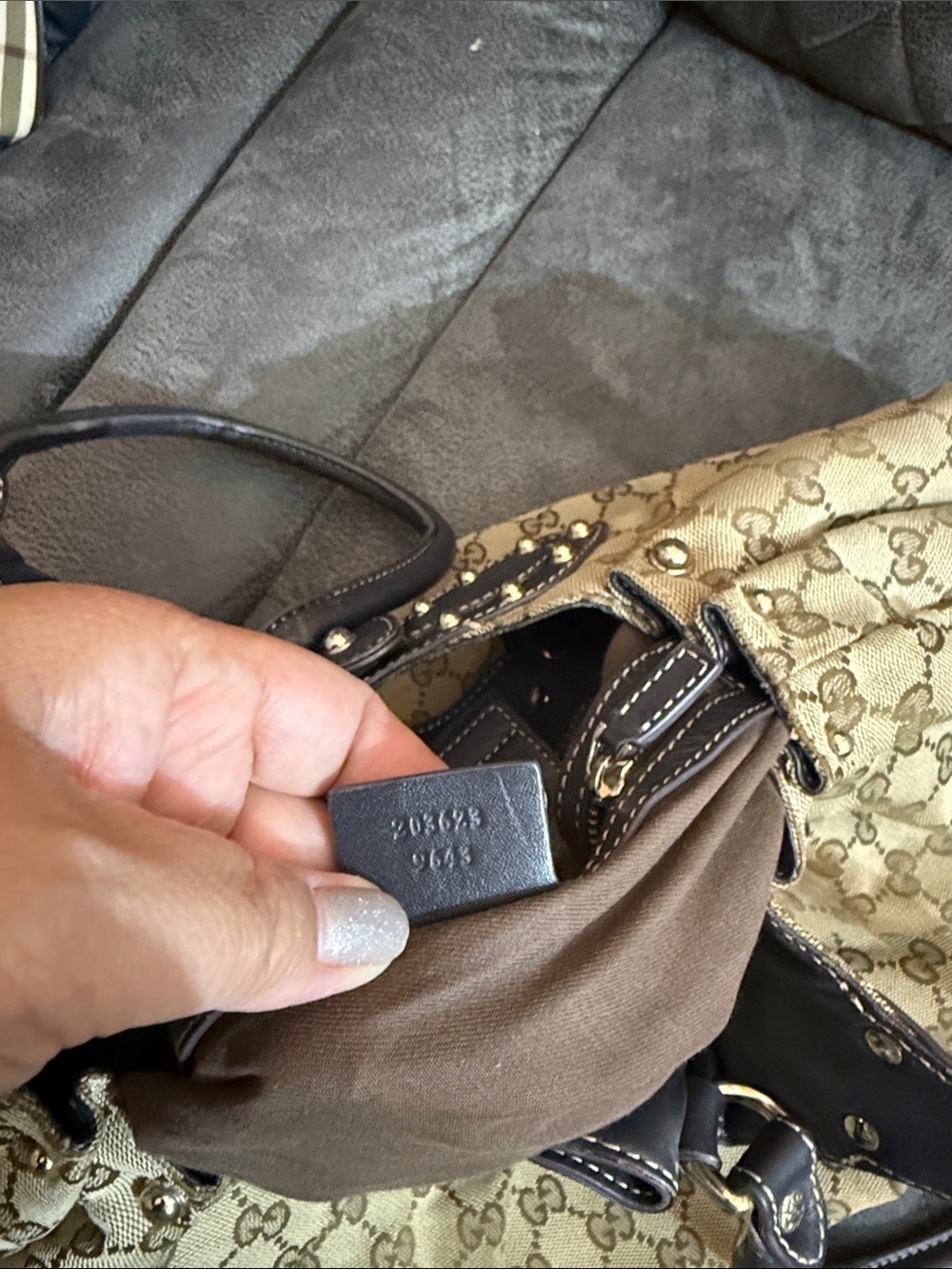Gucci Monogram Canvas Shoulder Bag in Beige and Brown - Picture 10 of 10